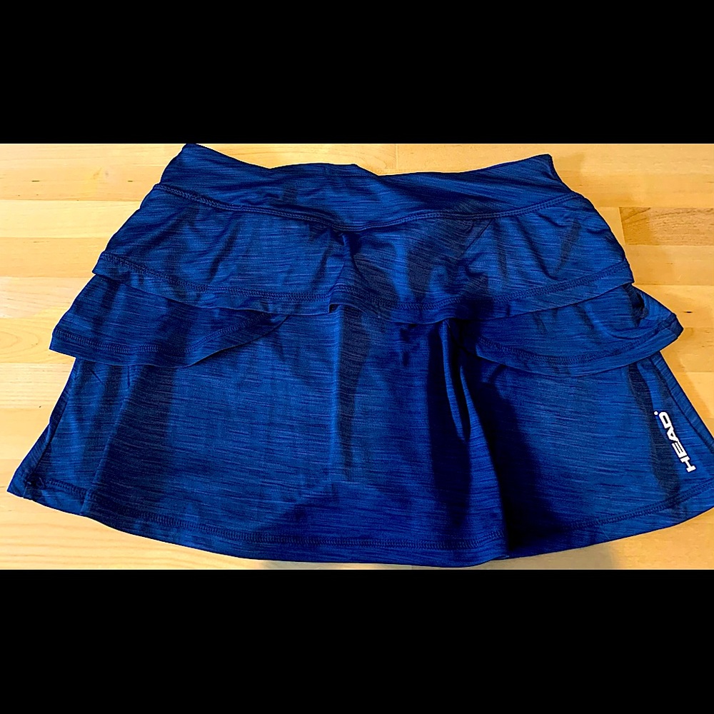 HEAD women’s NAVY athletic tennis skirt.